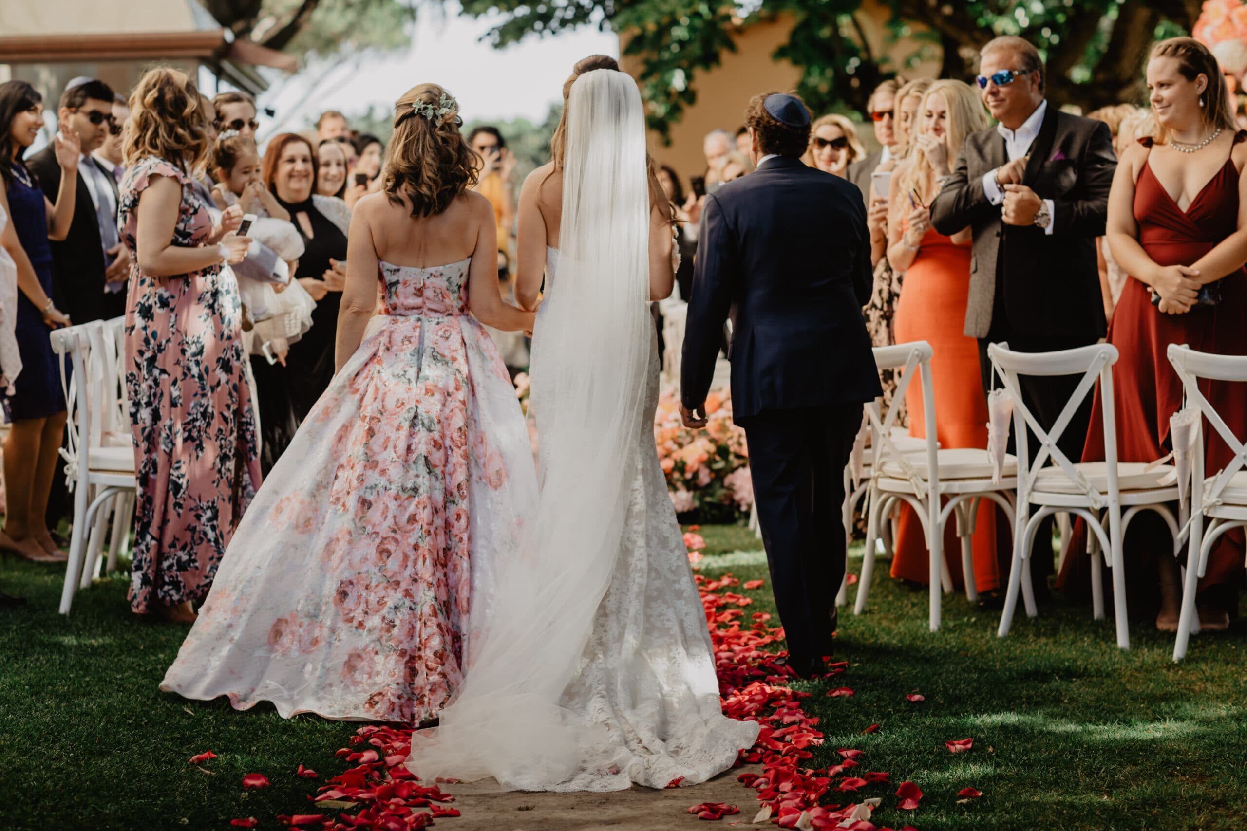 Bridal entrance as per Jewish traditions