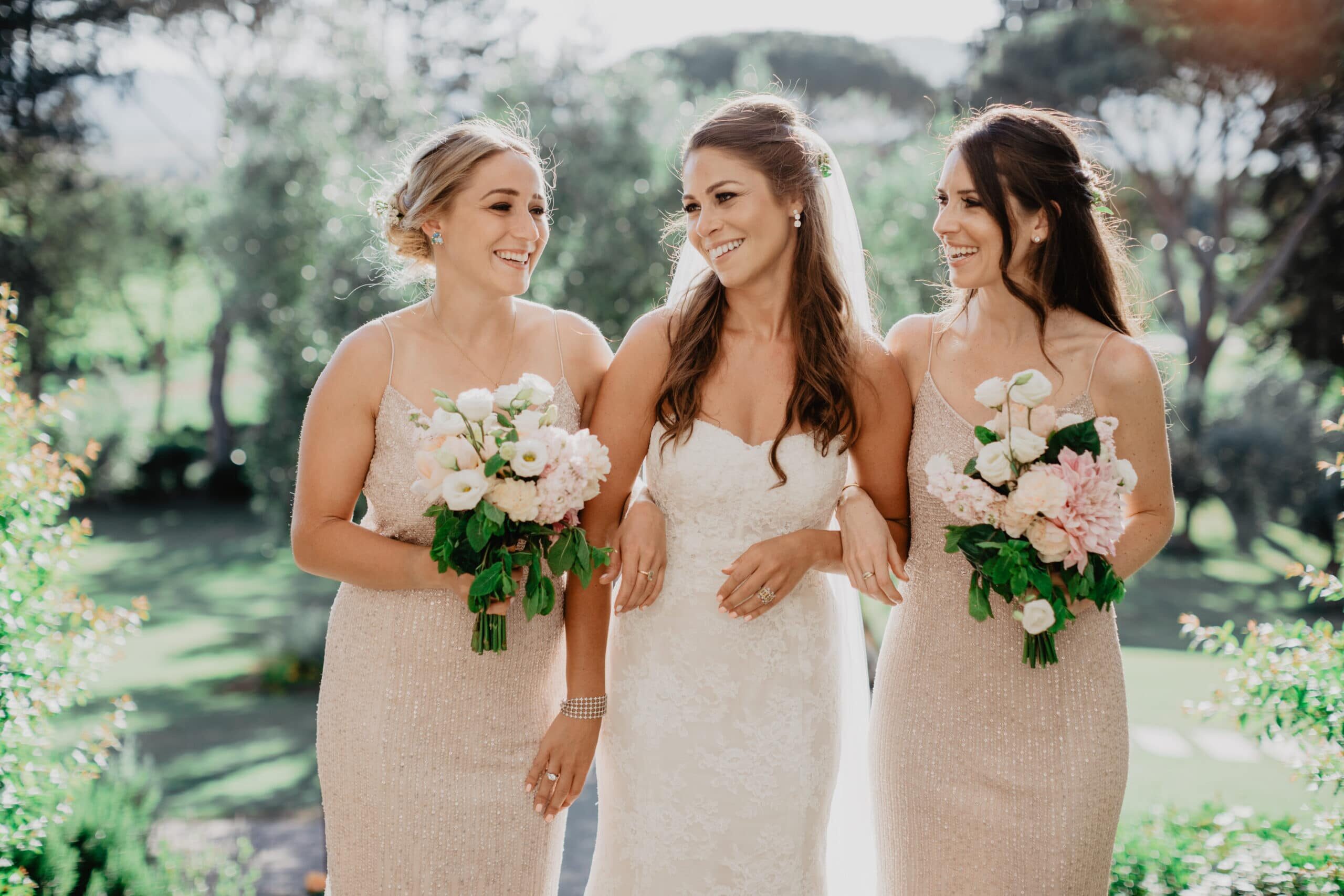 Bridal party for a luxury jewish wedding in Tuscany