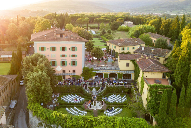 Exclusive wedding at the Borgo in Tuscany