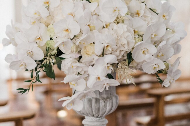 White orchids as ceremony decor in Ravello