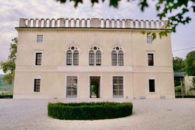Facade of wedding villa on Lake Garda