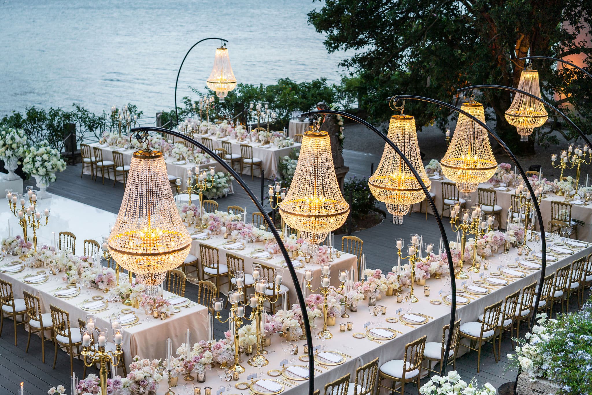 Lake Como romantic wedding cover photo